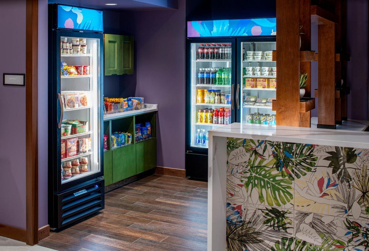 ホテル Hyatt House Tampa Downtown エクステリア 写真