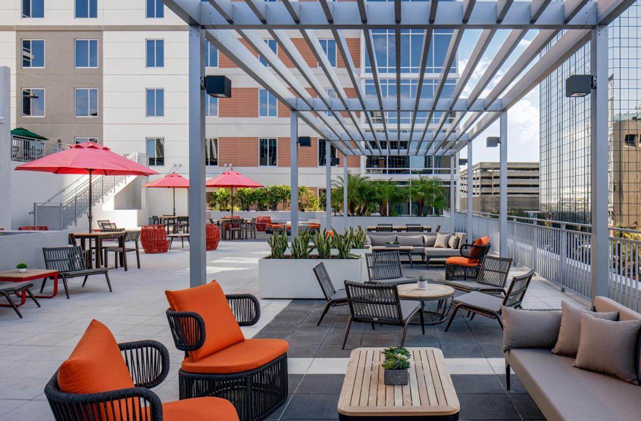 ホテル Hyatt House Tampa Downtown エクステリア 写真
