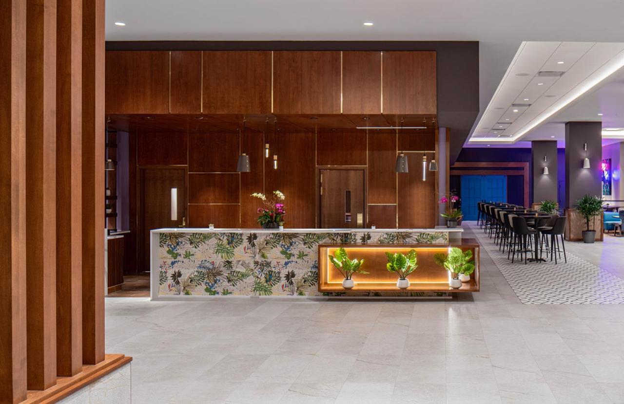 ホテル Hyatt House Tampa Downtown エクステリア 写真
