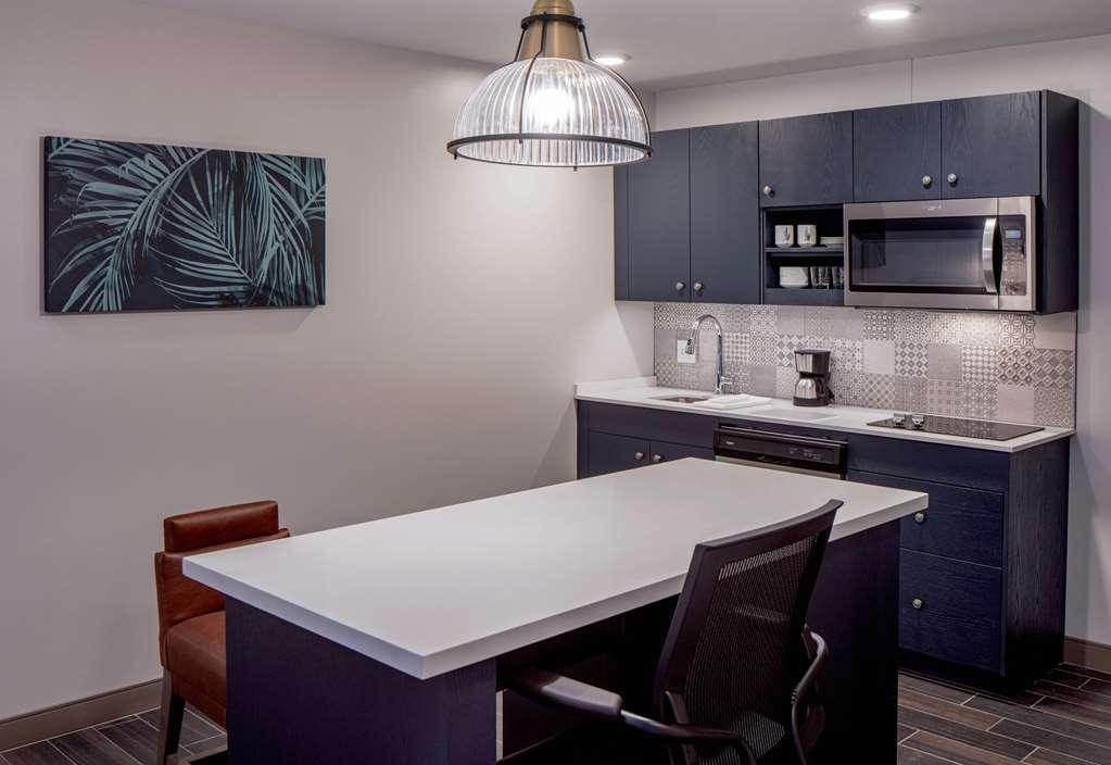 ホテル Hyatt House Tampa Downtown 部屋 写真