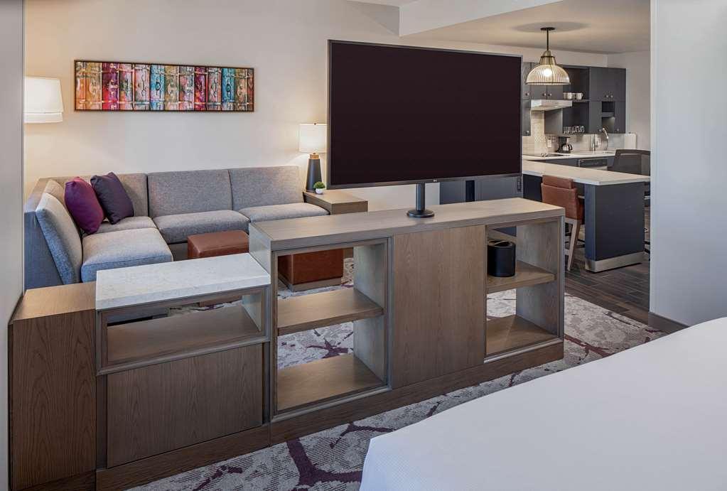 ホテル Hyatt House Tampa Downtown 部屋 写真
