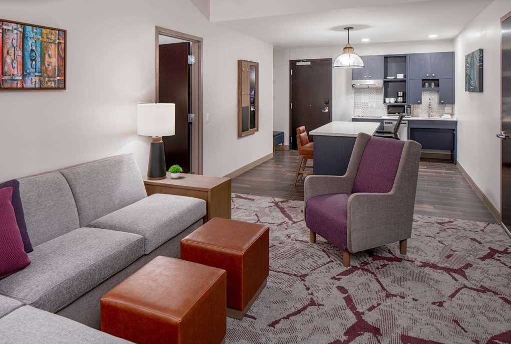 ホテル Hyatt House Tampa Downtown 部屋 写真